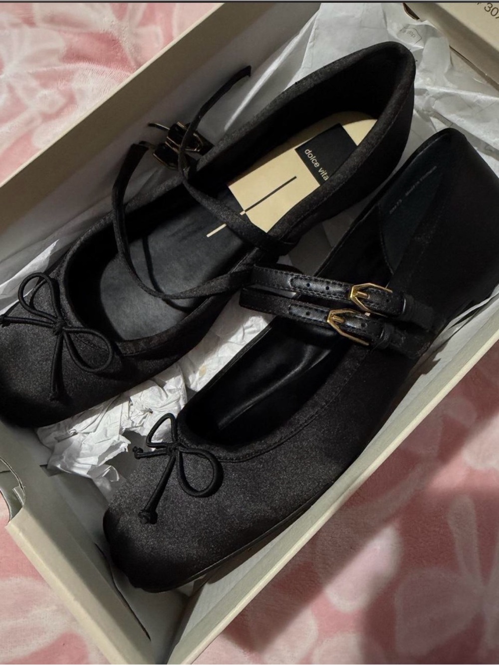 Dolce Vita Black Ballet Flats
